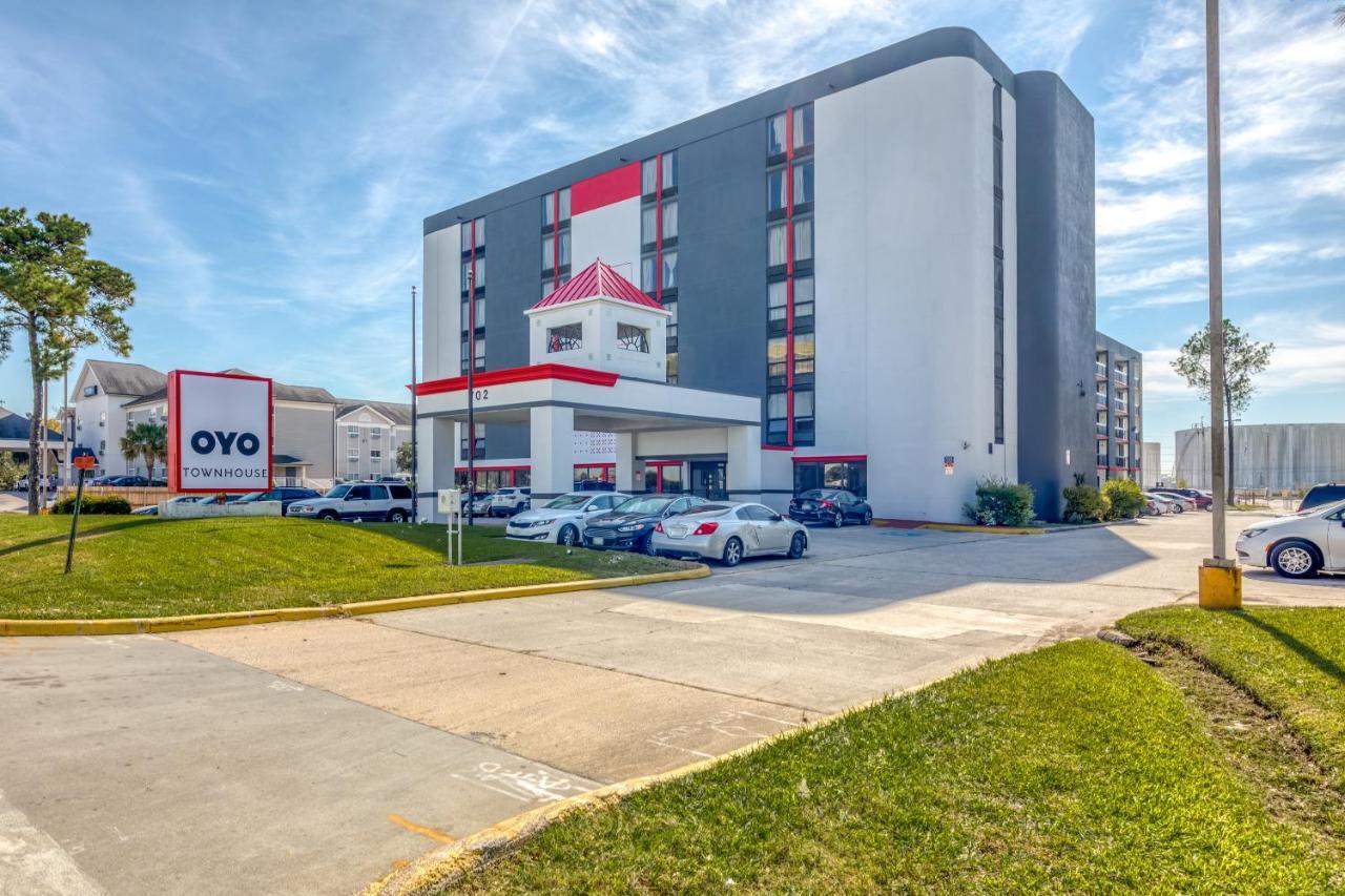 Hotel Oyo Townhouse Houston George Bush Intercontinental Exterior foto